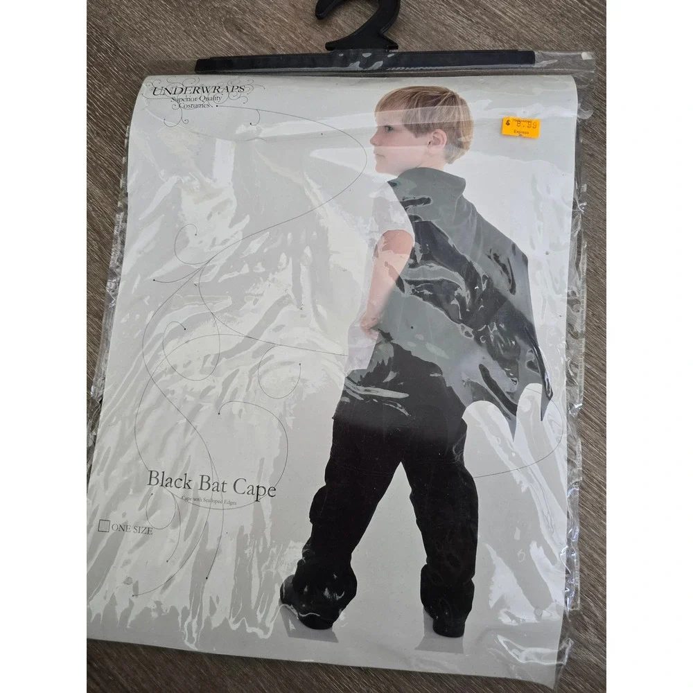 Underwraps Kids Black Bat Cape Scalloped Edges Halloween Costume Accessory 2363